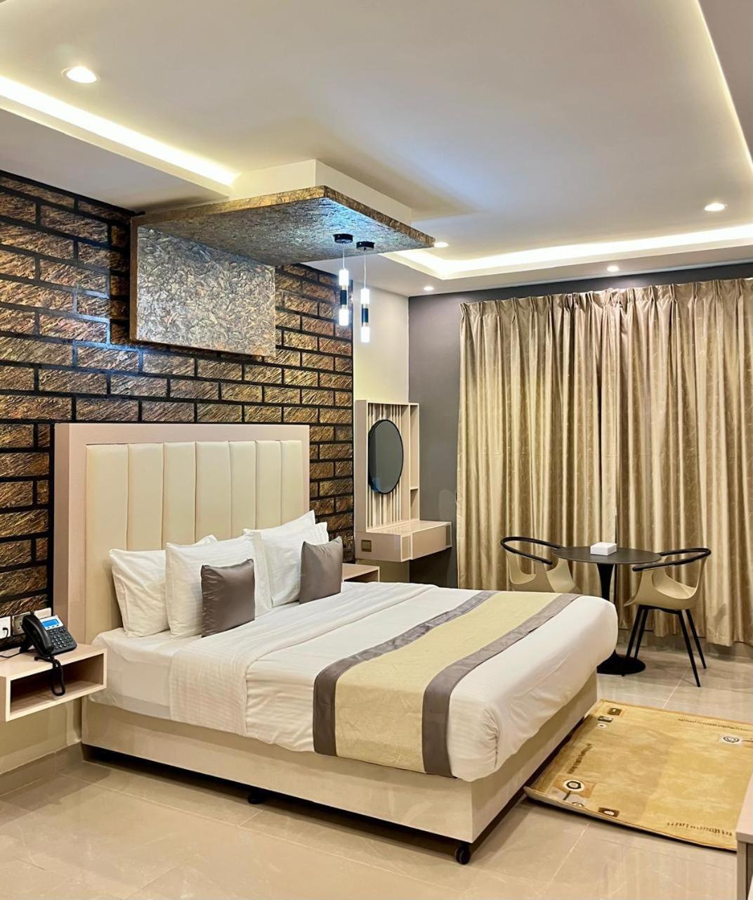 Sea Shore Hotel Apartment Khorfakkan Khor Fakkan Exterior photo